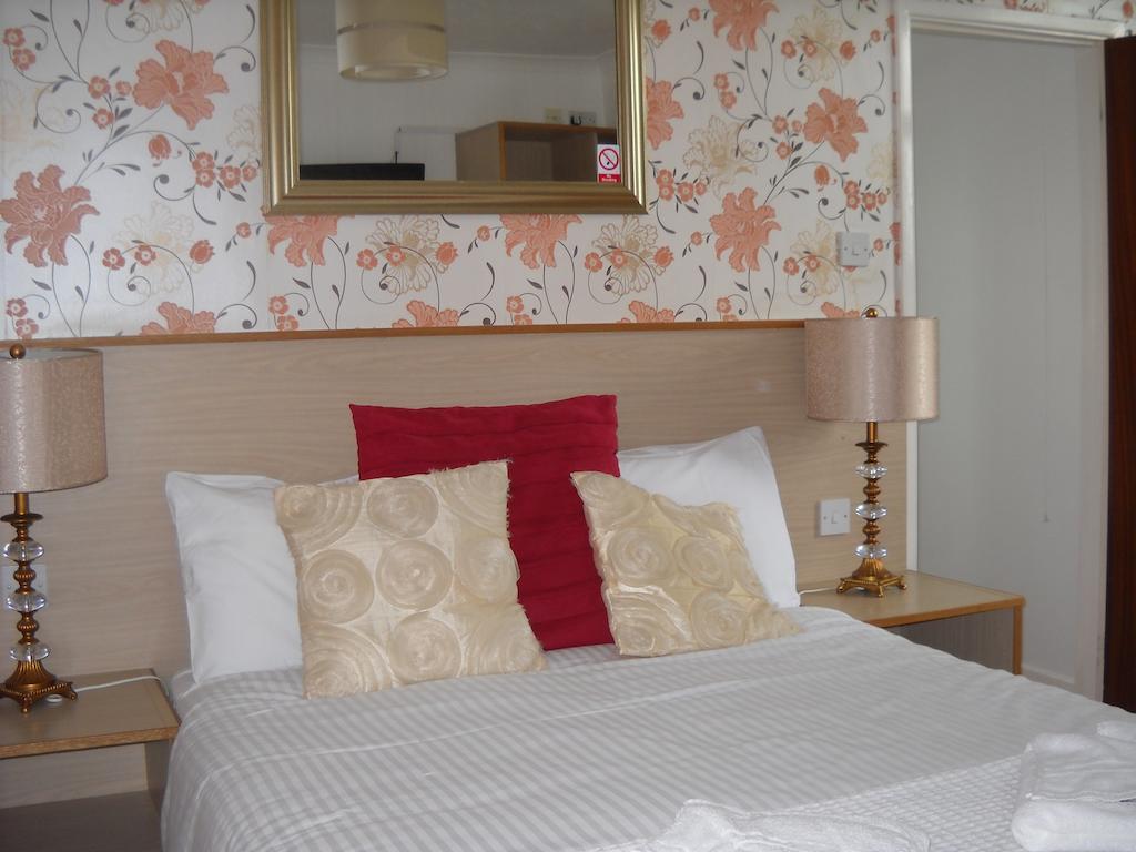 Carbeile Inn Torpoint Chambre photo